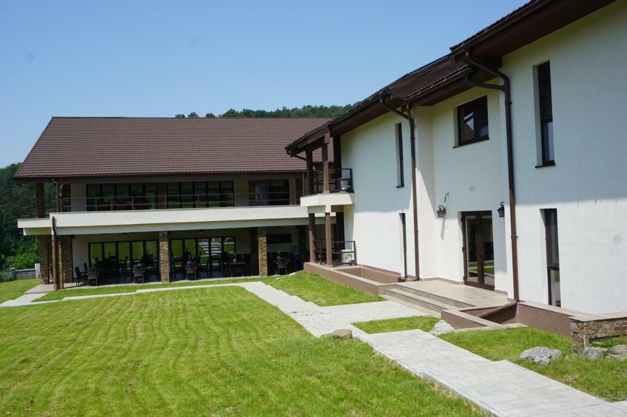 Pensiunea Patru Anotimpuri Sasca Romana Dış mekan fotoğraf
